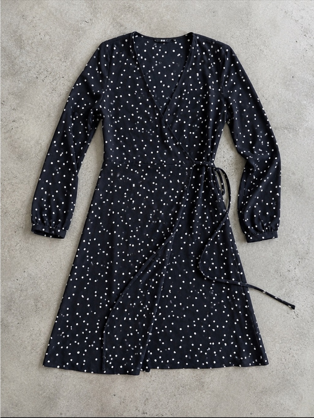 Uniqlo Wrap Dress Long Sleeve Midi Woman Medium Navy Blue White Polka Dot Office